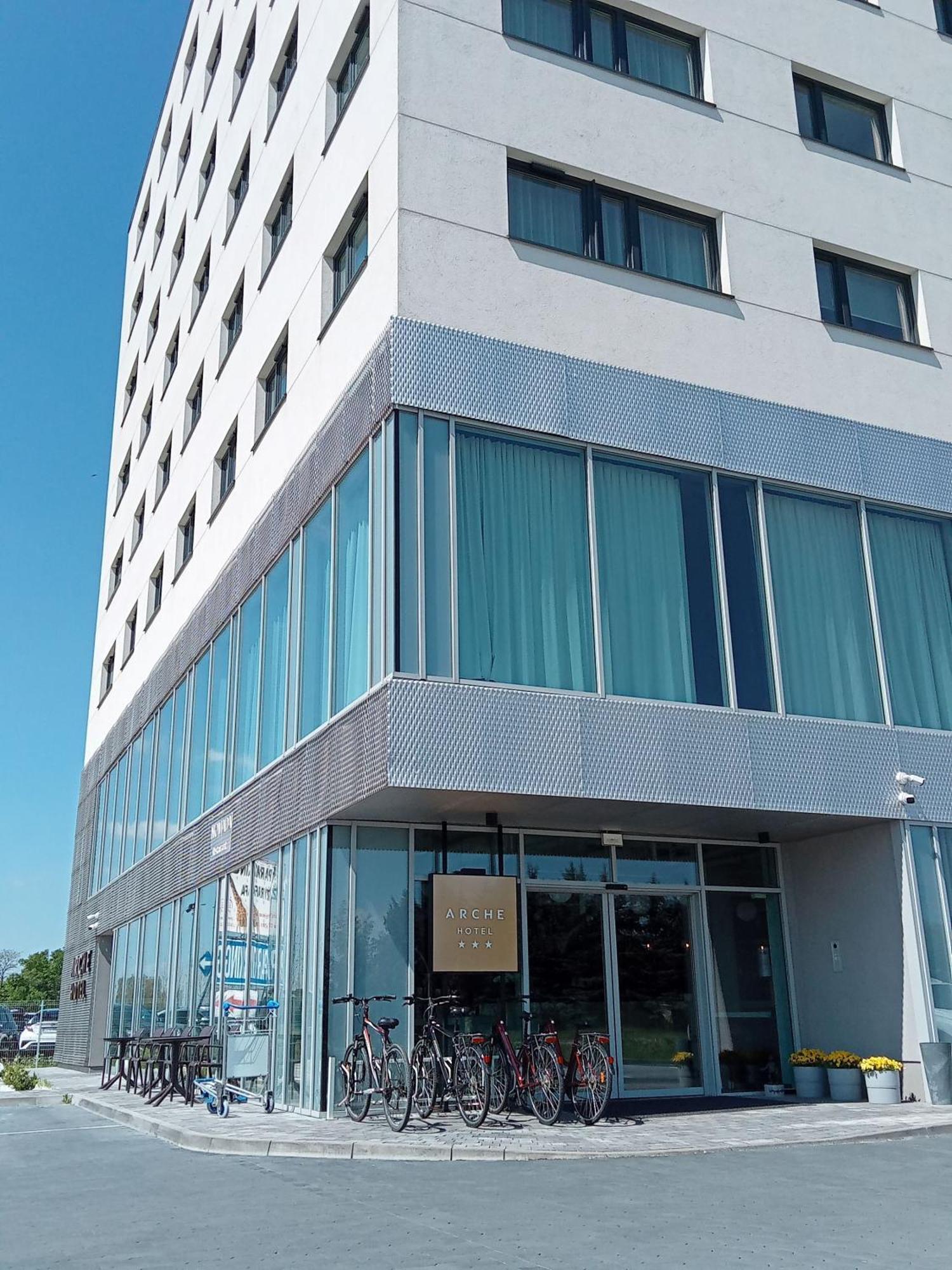 Arche Hotel Wroclaw Airport Exterior photo